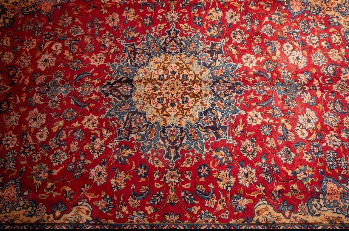 Great value Fine hand knotted Persian Isfahan Rug 100%wool 435x290 cm (approx.11x9ft) large room size