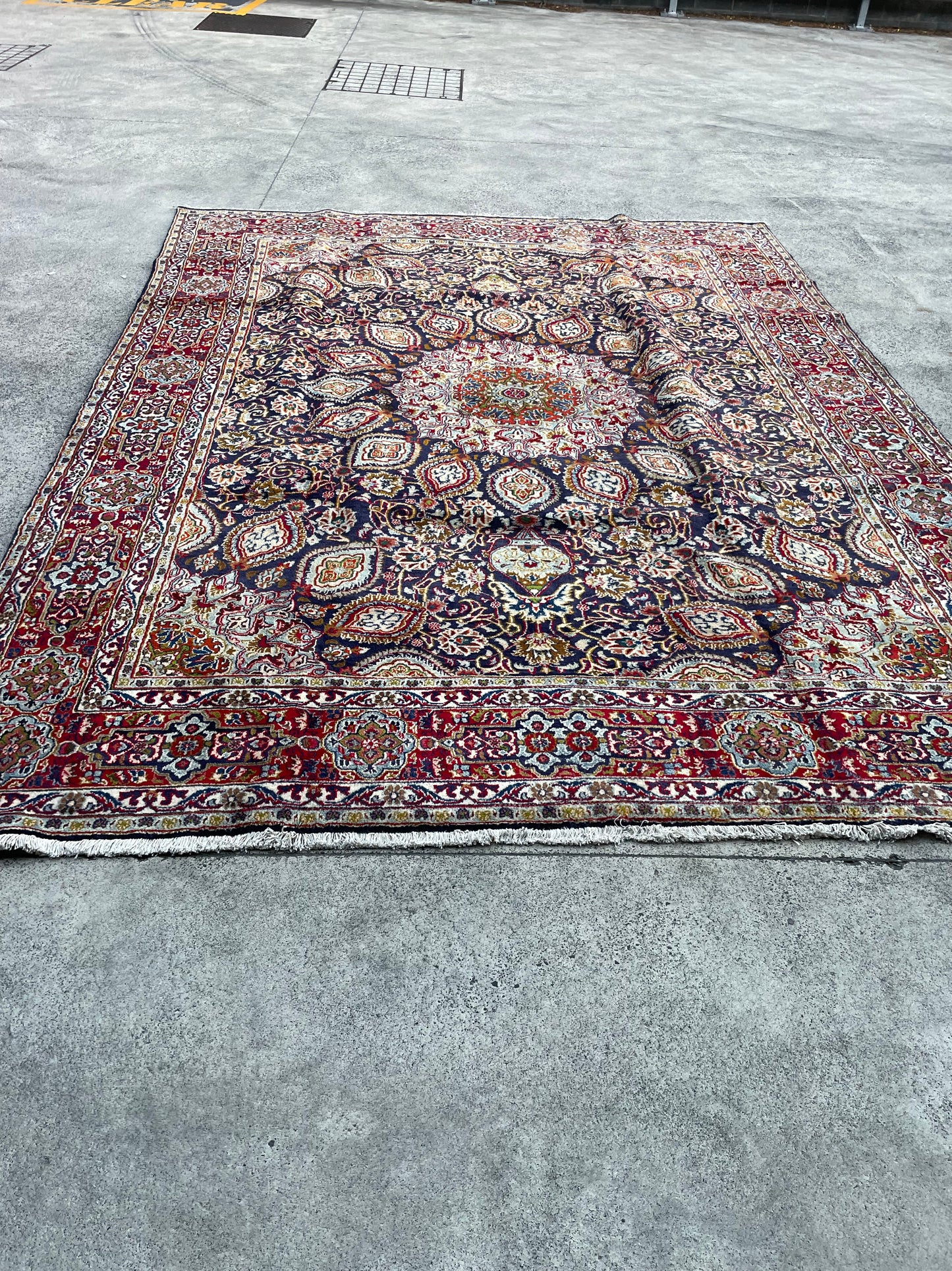 Finely Hand knotted Persian 40Raj Tabriz Rug 395x300 (approx. 9x12 ft)