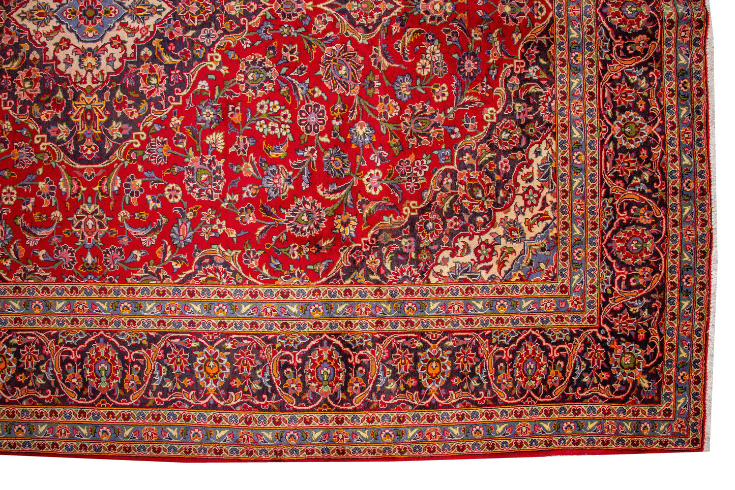 Hand knotted Persian Kashan