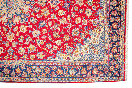 Hand knotted Persian Isfahan