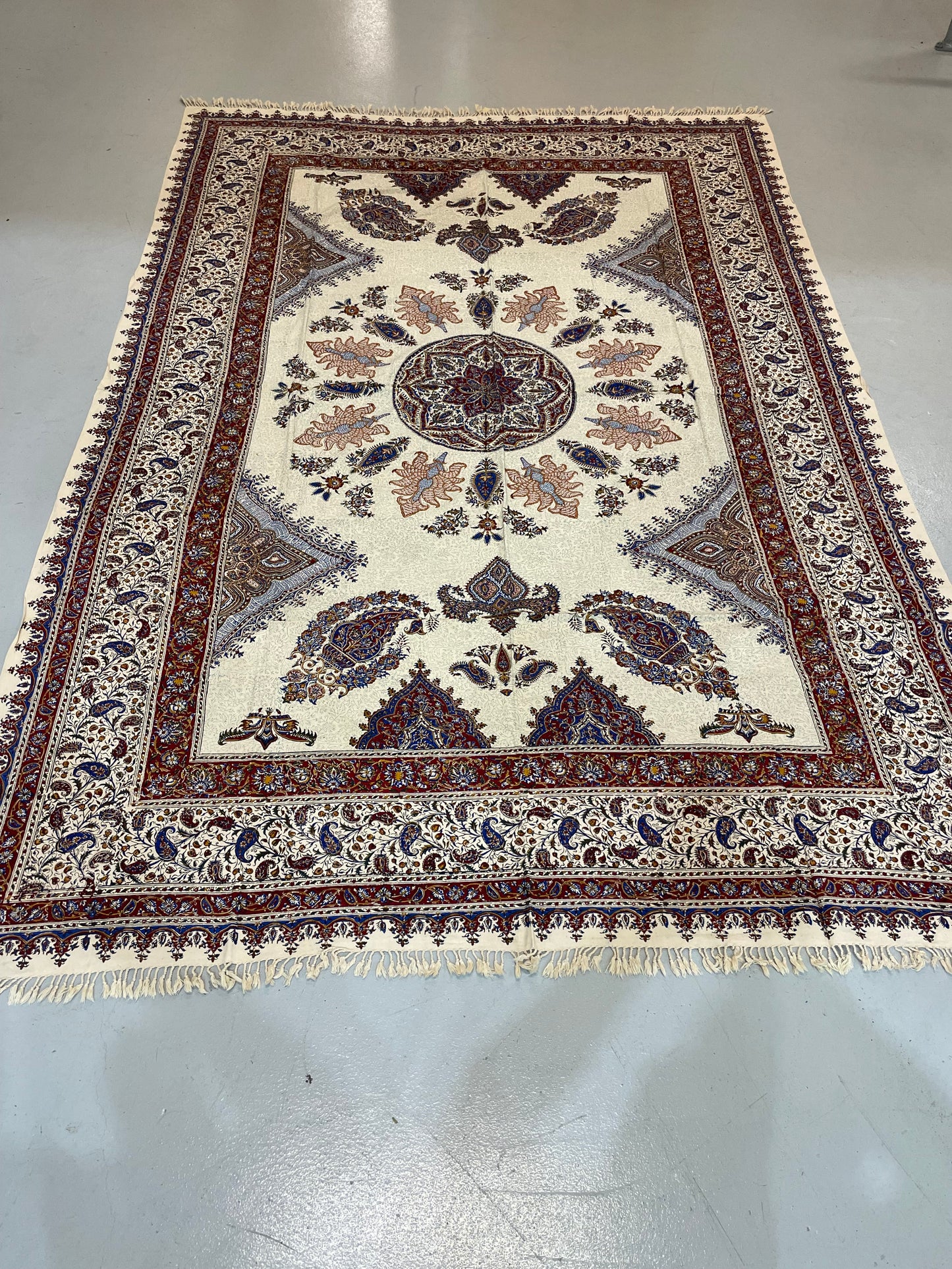 Isfahan Ghalamkar kilim