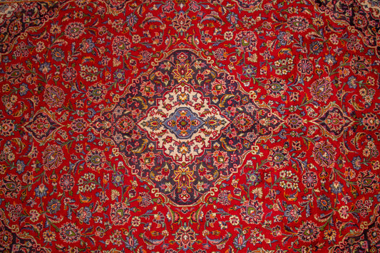 Hand knotted Persian Kashan