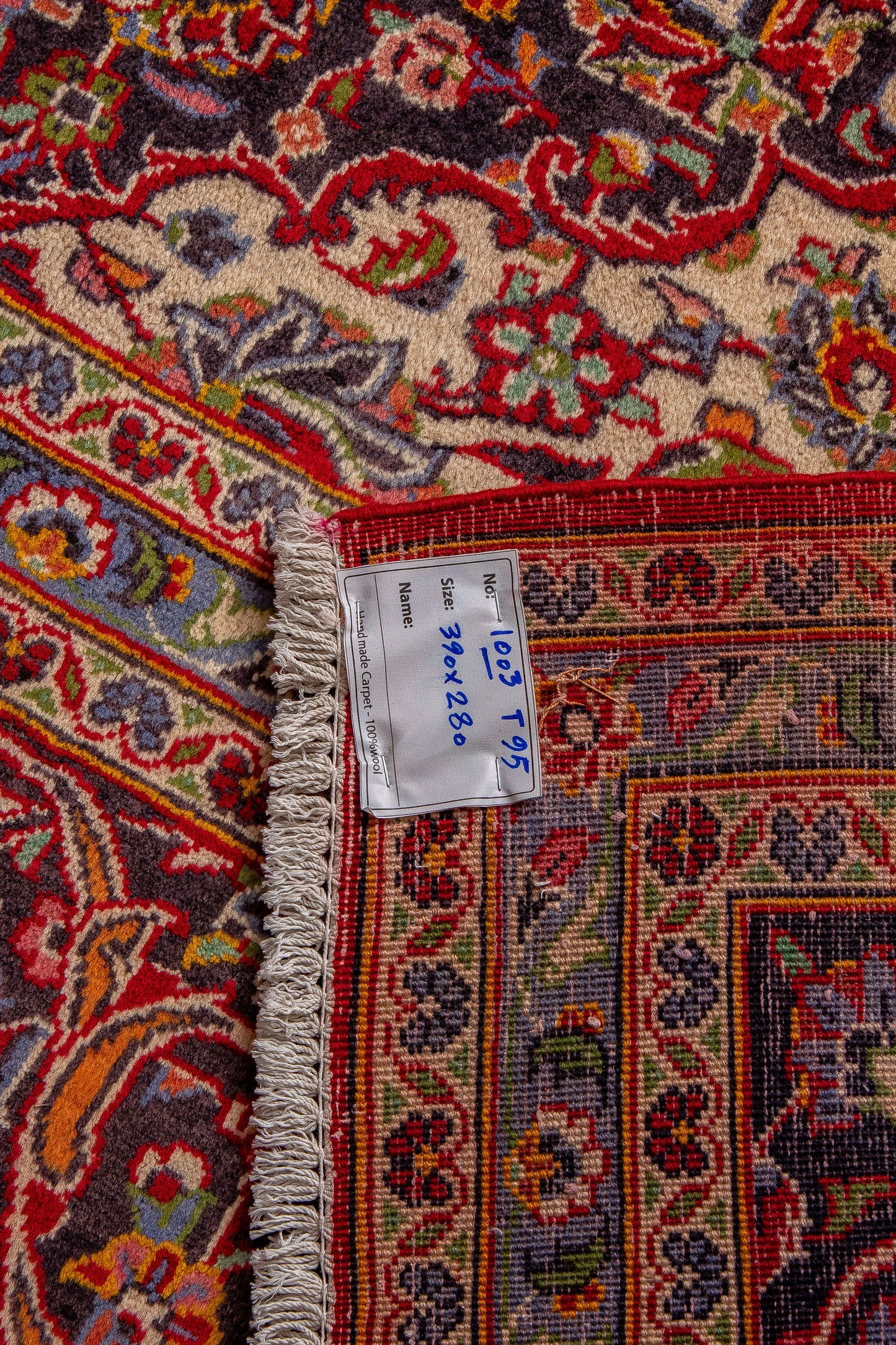 Hand knotted Persian Kashan
