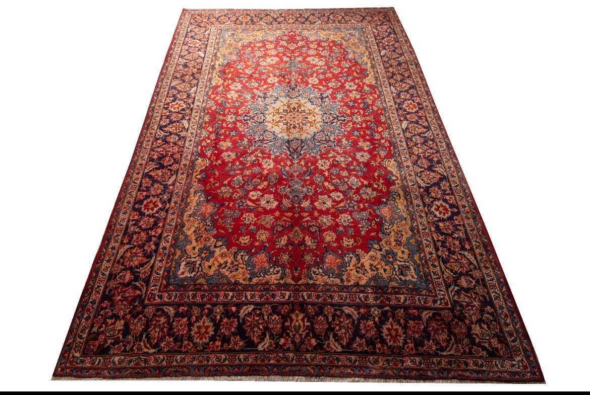 Great value Fine hand knotted Persian Isfahan Rug 100%wool 435x290 cm  (approx.11x9ft) large room size
