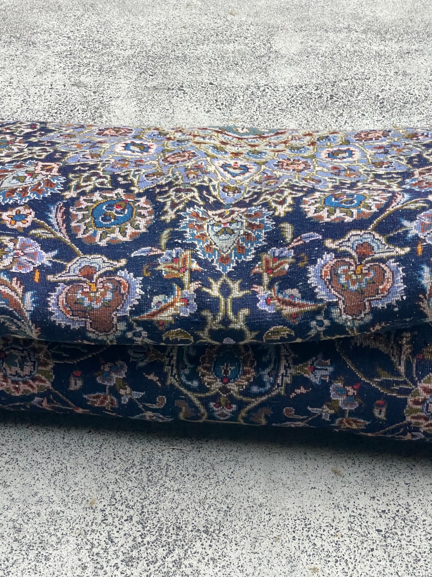 Finely Hand knotted Persian Kashmar Rug 395x300 (large room-size rug)