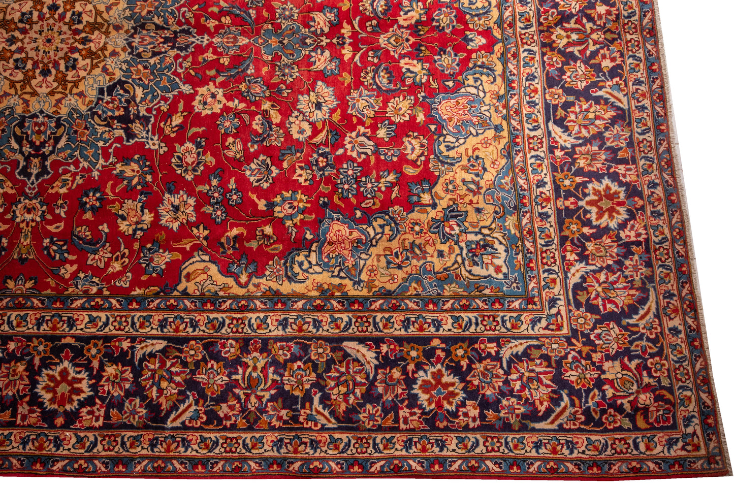 Finely Hand knotted Persian Isfahan Rug
