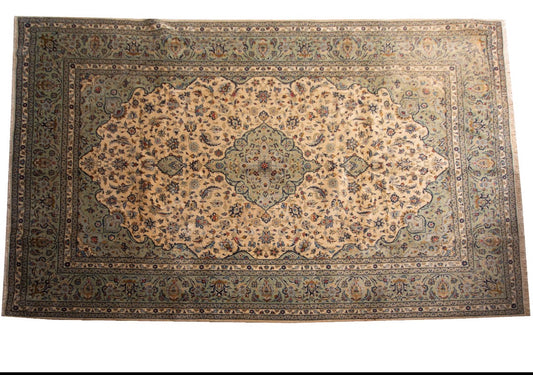 Finely Hand knotted Persian 40Raj pistachio Kashan Rug 335x250