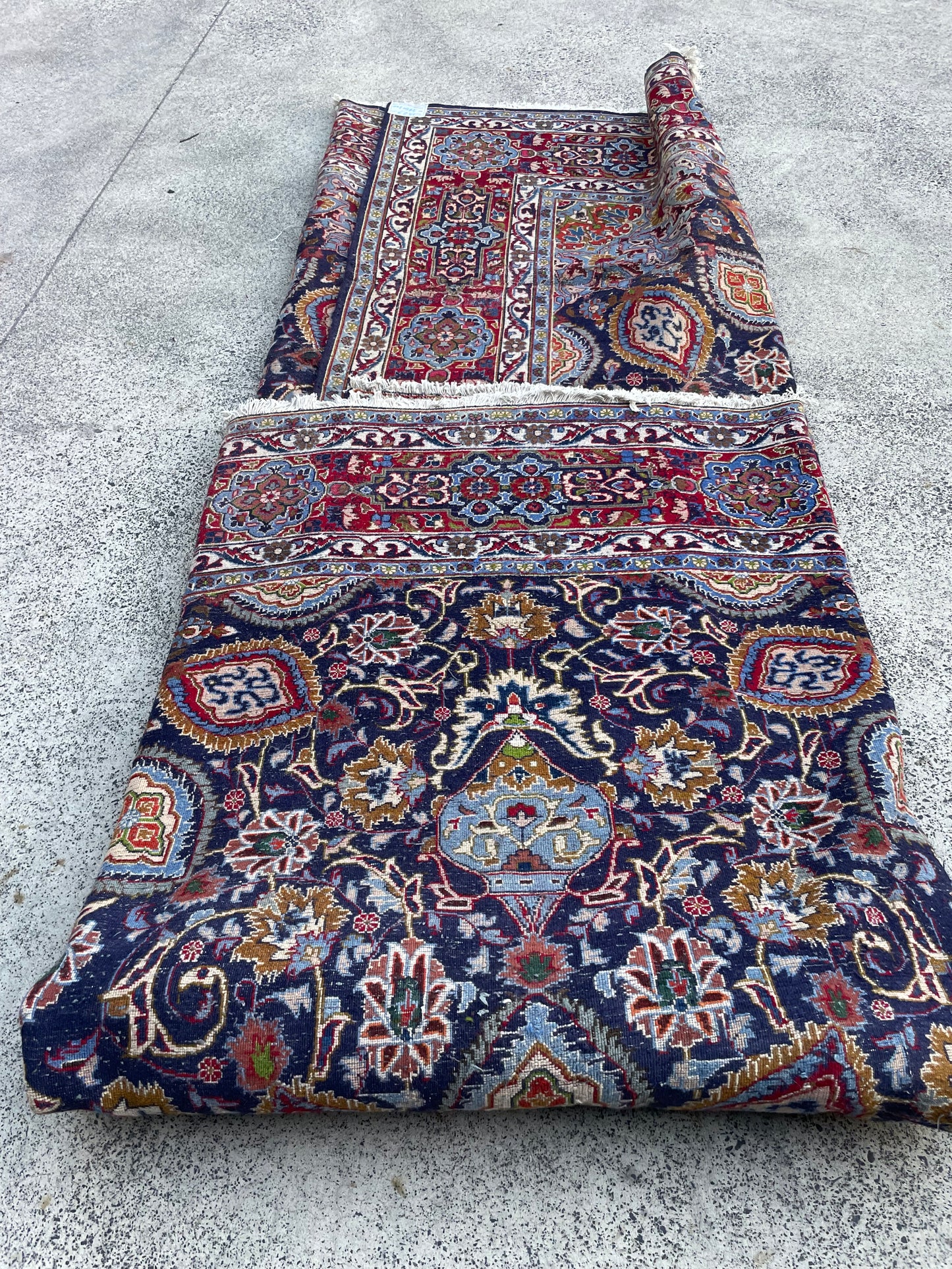 Finely Hand knotted Persian 40Raj Tabriz Rug 395x300 (approx. 9x12 ft)