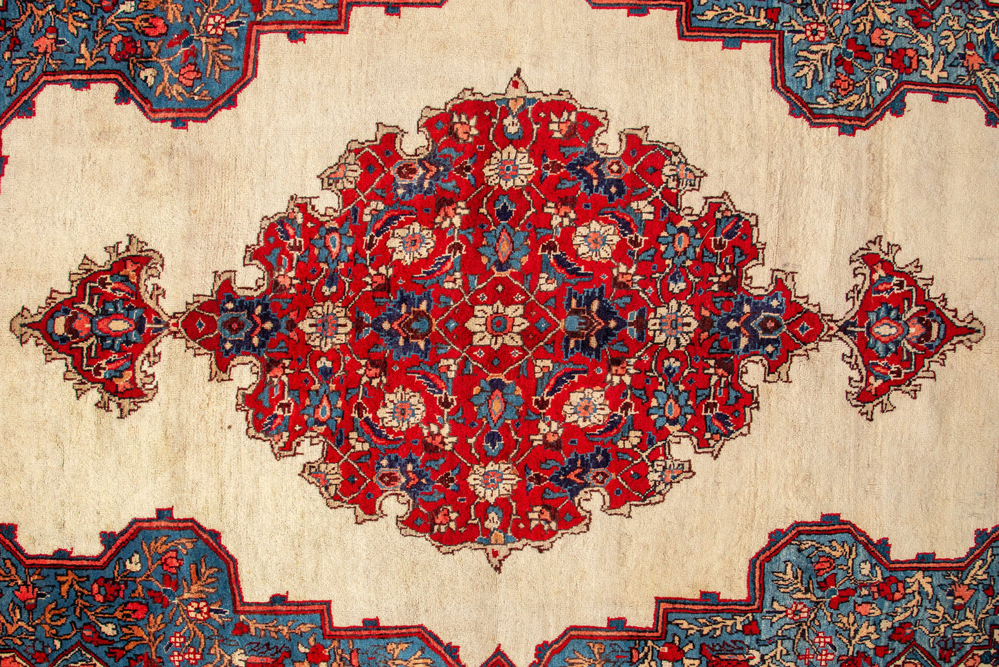 Hand made Isfahan wool Rug.